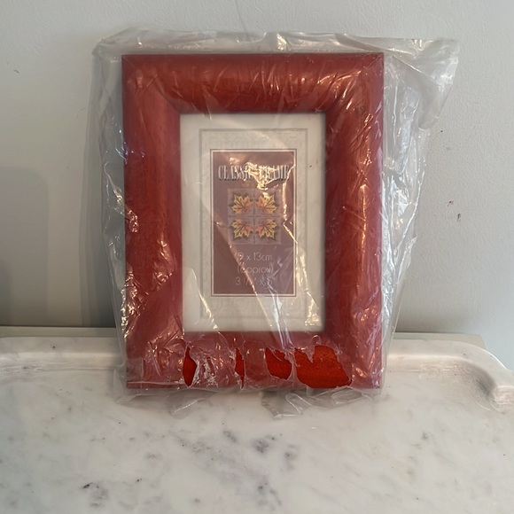 Home Decor Classic Picture Frame - Picture 2 of 6